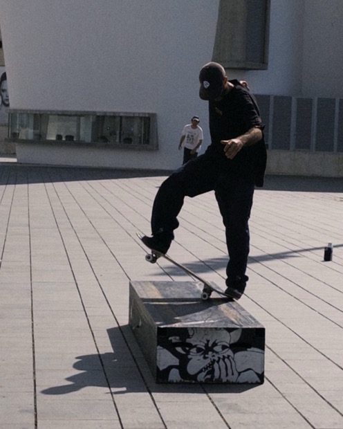 Skater on a box, Tel Aviv museum plaza